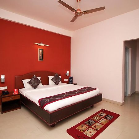 Hotel Rockbay, Puri Swimming-Pool, Near-Sea-Beach-And-Temple Fully-Air-Conditioned-Hotel With-Lift-And-Parking-Facility Exterior foto